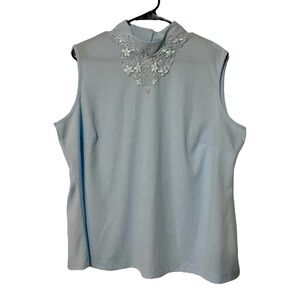 NWOT Willow Ridge Vintage Ice Blue Mock Neck Floral Appliqué Sleeveless Top